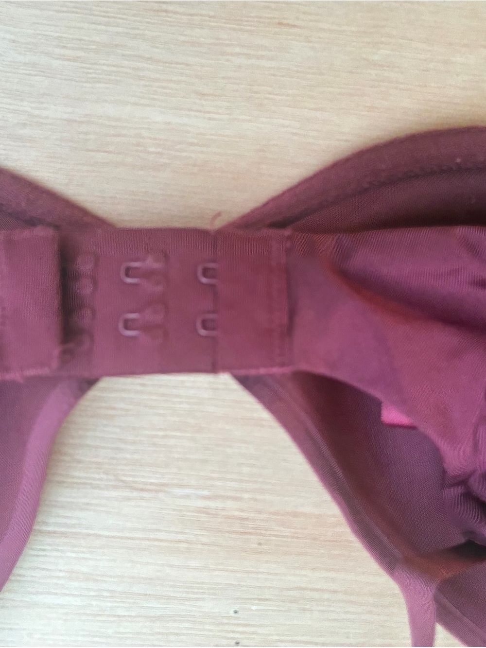 SKIMS Wine Underwire T-Shirt Bra - Picture 5 of 5